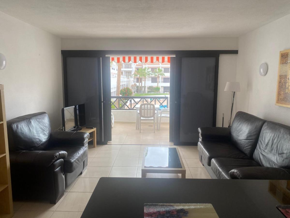 Apartments Victoria Court 1 6A2 Arona  Bagian luar foto