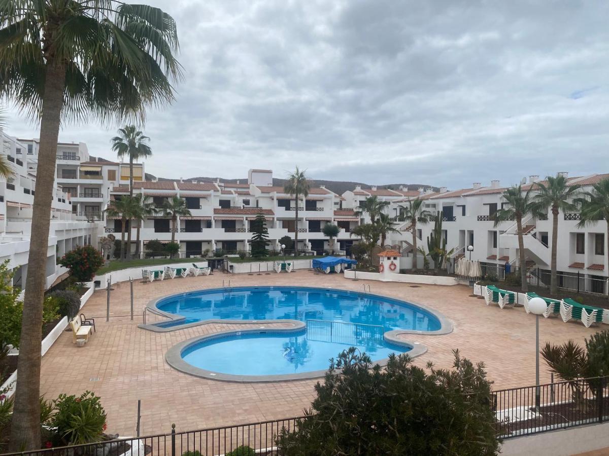 Apartments Victoria Court 1 6A2 Arona  Bagian luar foto